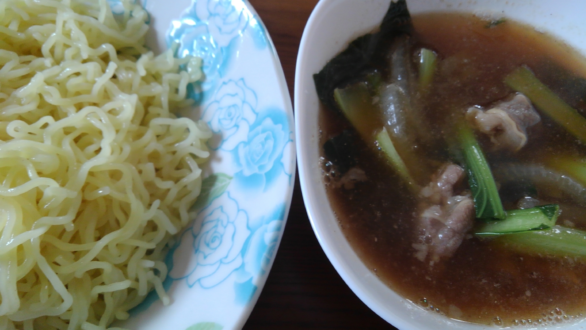 温か…肉汁つけ麺