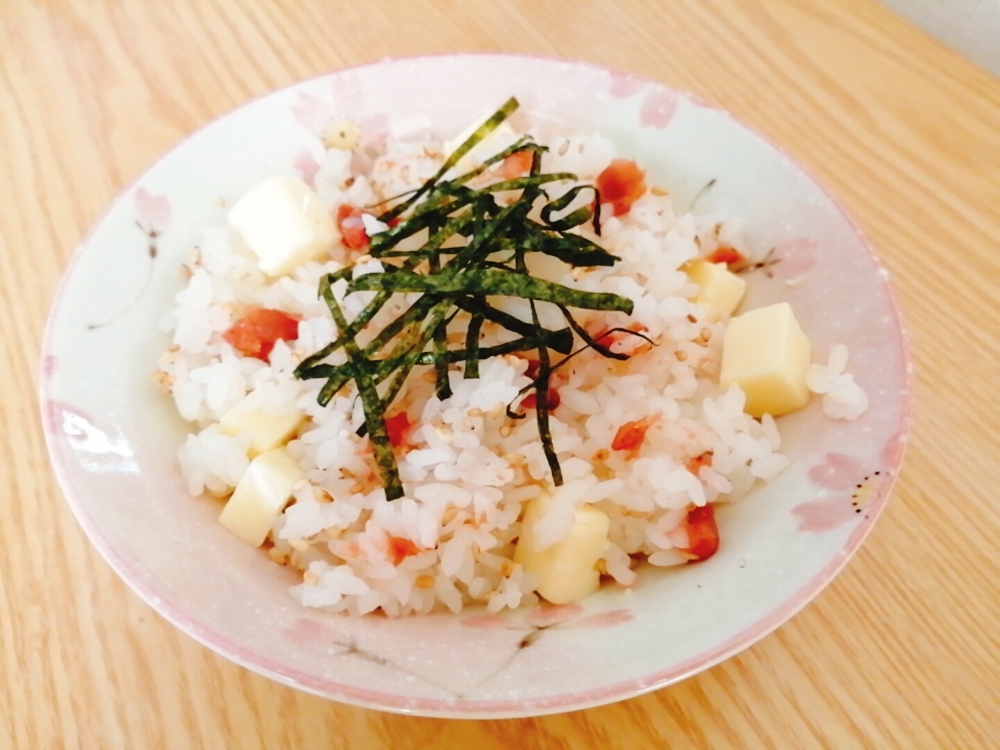 ベビーチーズと梅干しの混ぜご飯