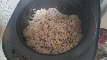 雑穀米大好きです♥ヘルシーなのも魅力的ですね♥レシピ有難うございました♪ヽ(´▽｀)/