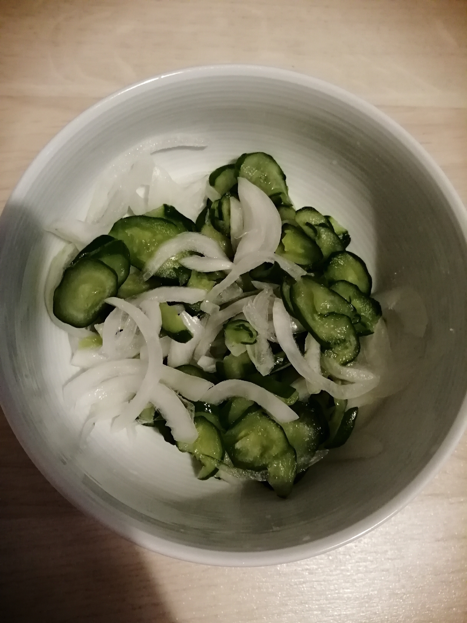 新玉ねぎときゅうり和え物