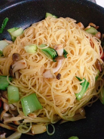 チンゲン菜とベーコンの★和風パスタ★