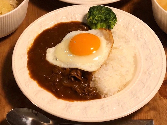 大人味　ハッシュドビーフ