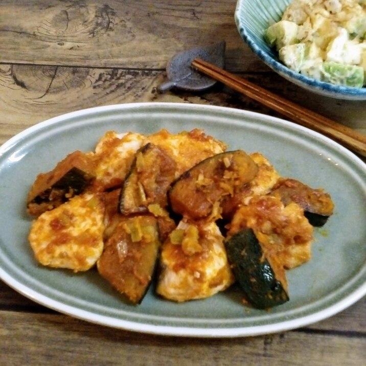 かぼちゃと鶏むね肉のチリソース炒め