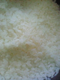 今日は普通に炊いてみたよ～♪これだけでも十分イケるねぇヾ(=^▽^=)ノ
うち玄米が多いんだけどたまにコレにしよっ♪