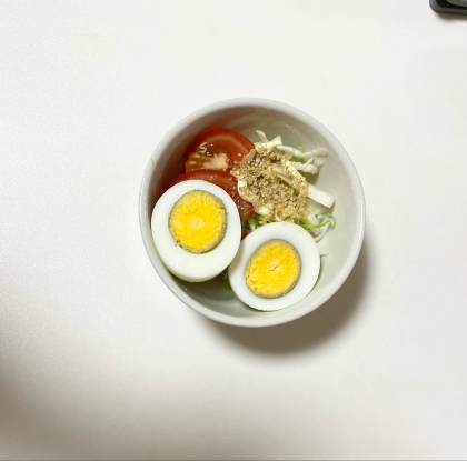 トマトと卵のまったりサラダ