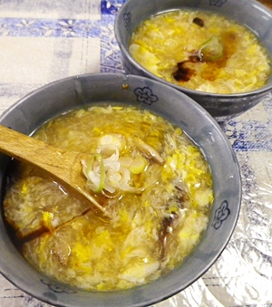 超簡単、蟹椎茸卵スープ