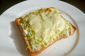 キャベチーズパン