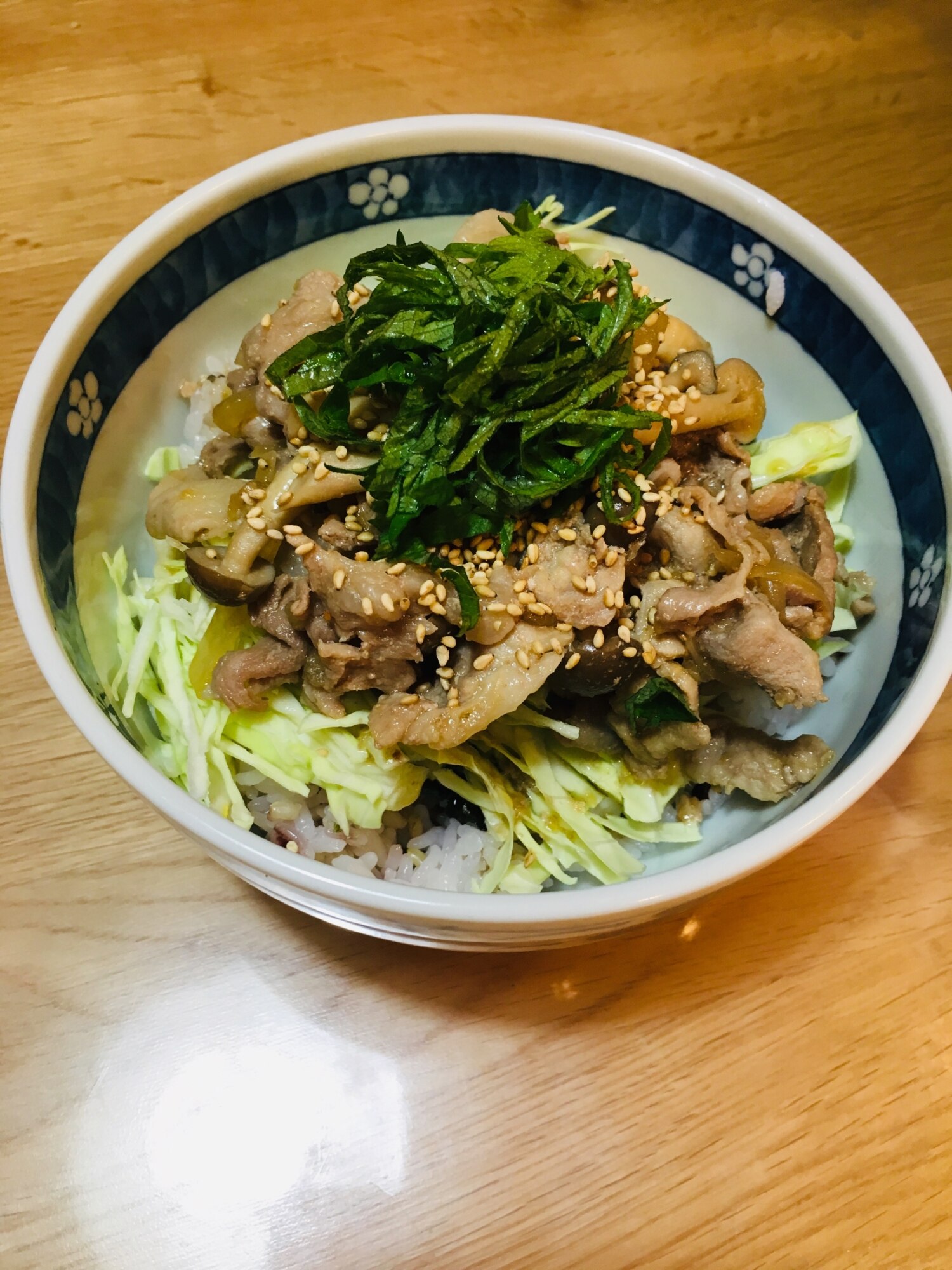 野菜たっぷり 豚の生姜焼き丼 レシピ 作り方 By Hr0715 楽天レシピ