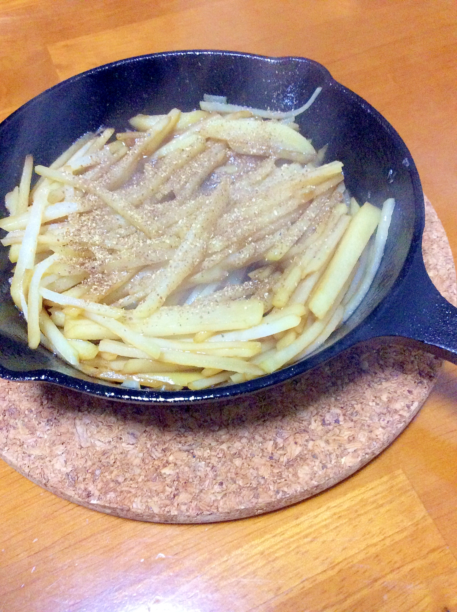 じゃがいもマーガリン醤油炒め山椒乗せ