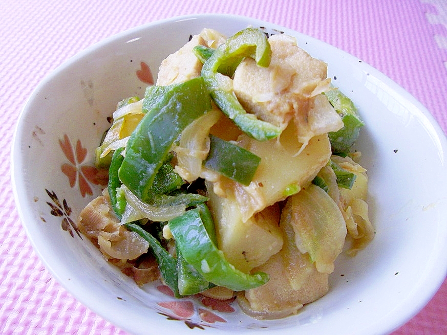 ごはんがすすむ♪じゃがいもと桜えびの味噌炒め煮♪