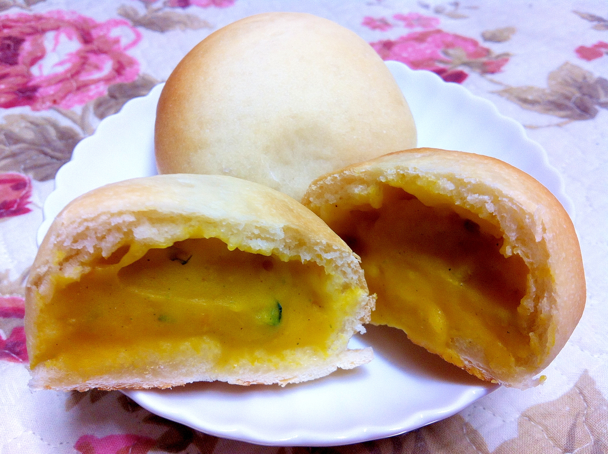 自家製☆米粉でもっちり☆かぼちゃ豆乳クリームパン