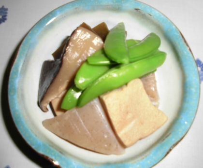 残り物もを足して♪
甘めの高野豆腐美味しいね～～ヽ(=´▽`=)ﾉ
