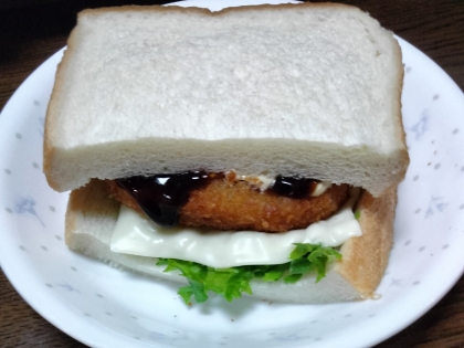 クリームコロッケサンド