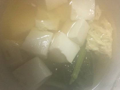 ほうれん草と豆腐の中華風スープ（菠菜豆腐湯）