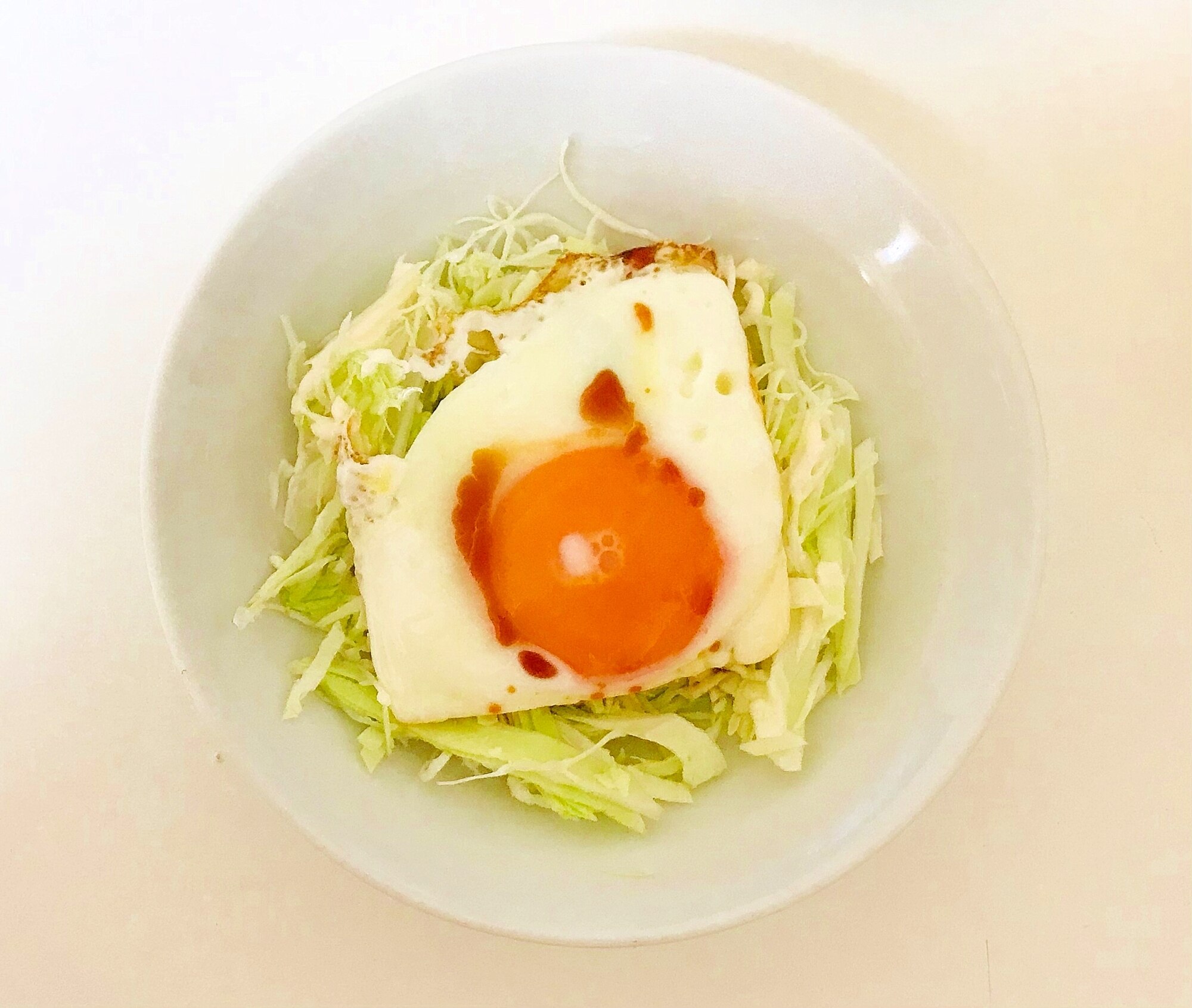 朝食に目玉焼きサラダ レシピ・作り方 by libre* - 楽天レシピ