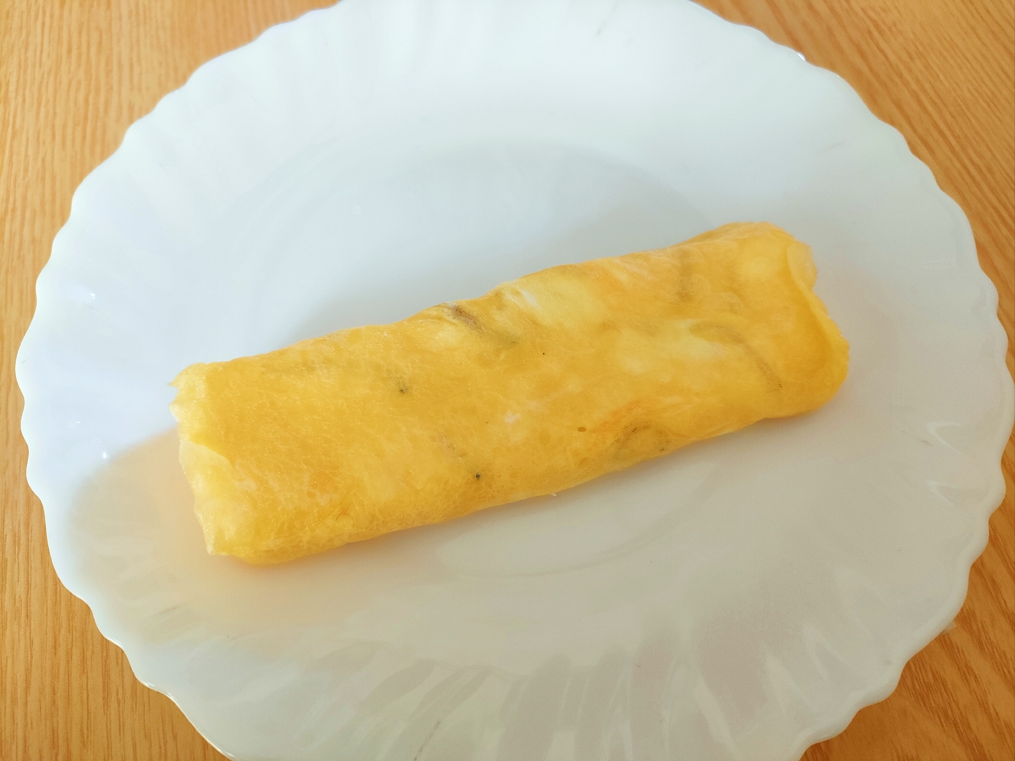 シンプルな塩味☆しらすの卵焼き