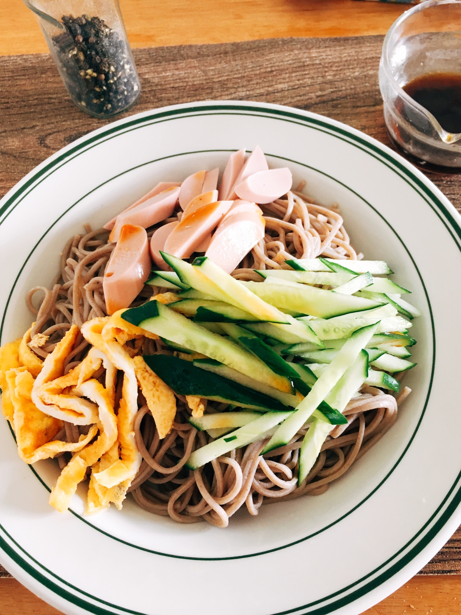 冷やし中華風日本蕎麦