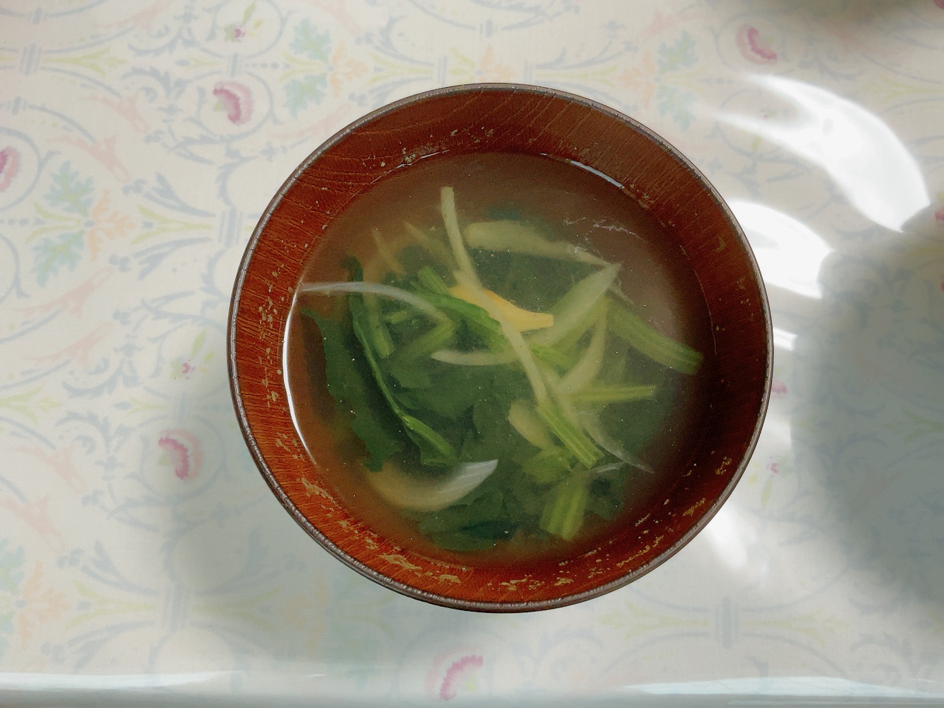 ほうれん草と玉ねぎのスープ