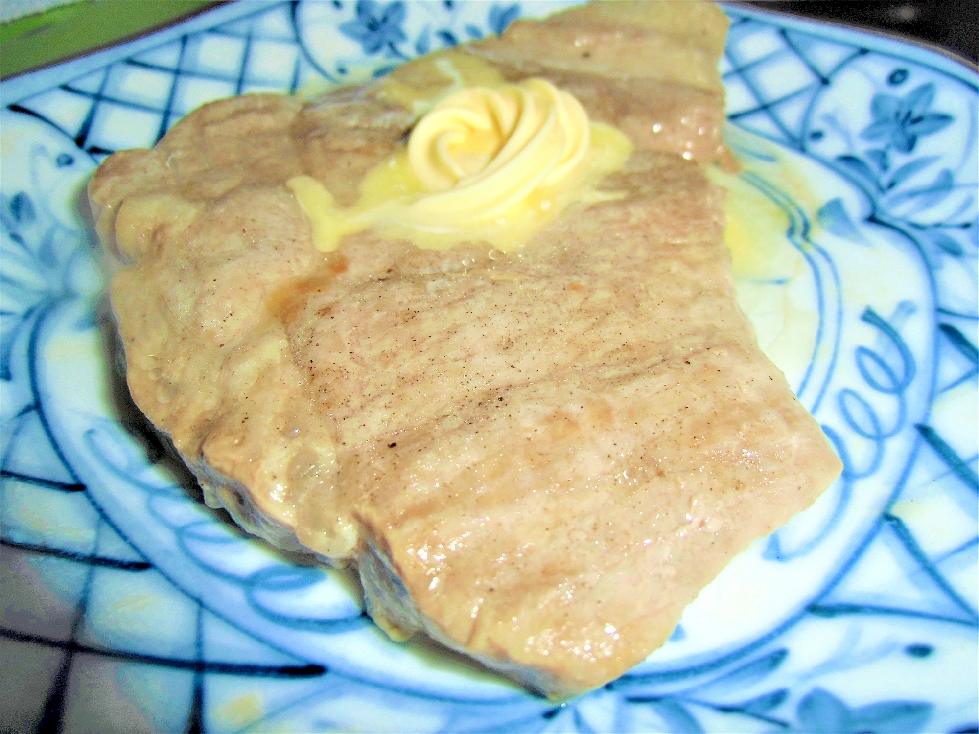 牛脂 バターでもち豚ステーキ レシピ 作り方 By てかと 楽天レシピ