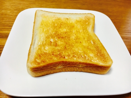 朝からはちみつバターでほっこり美味しくいただきました(o^^o)ごちそうさまでした(^ ^)