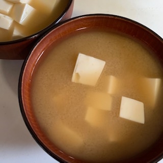 ズボラ♡豆腐だけのお味噌汁