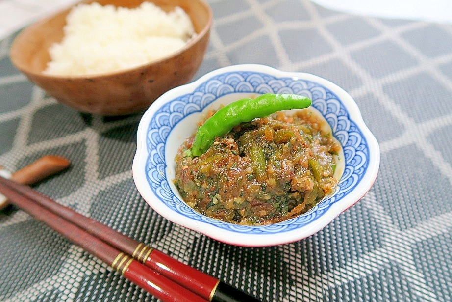 ご飯がすすむ！大葉入り青唐辛子味噌