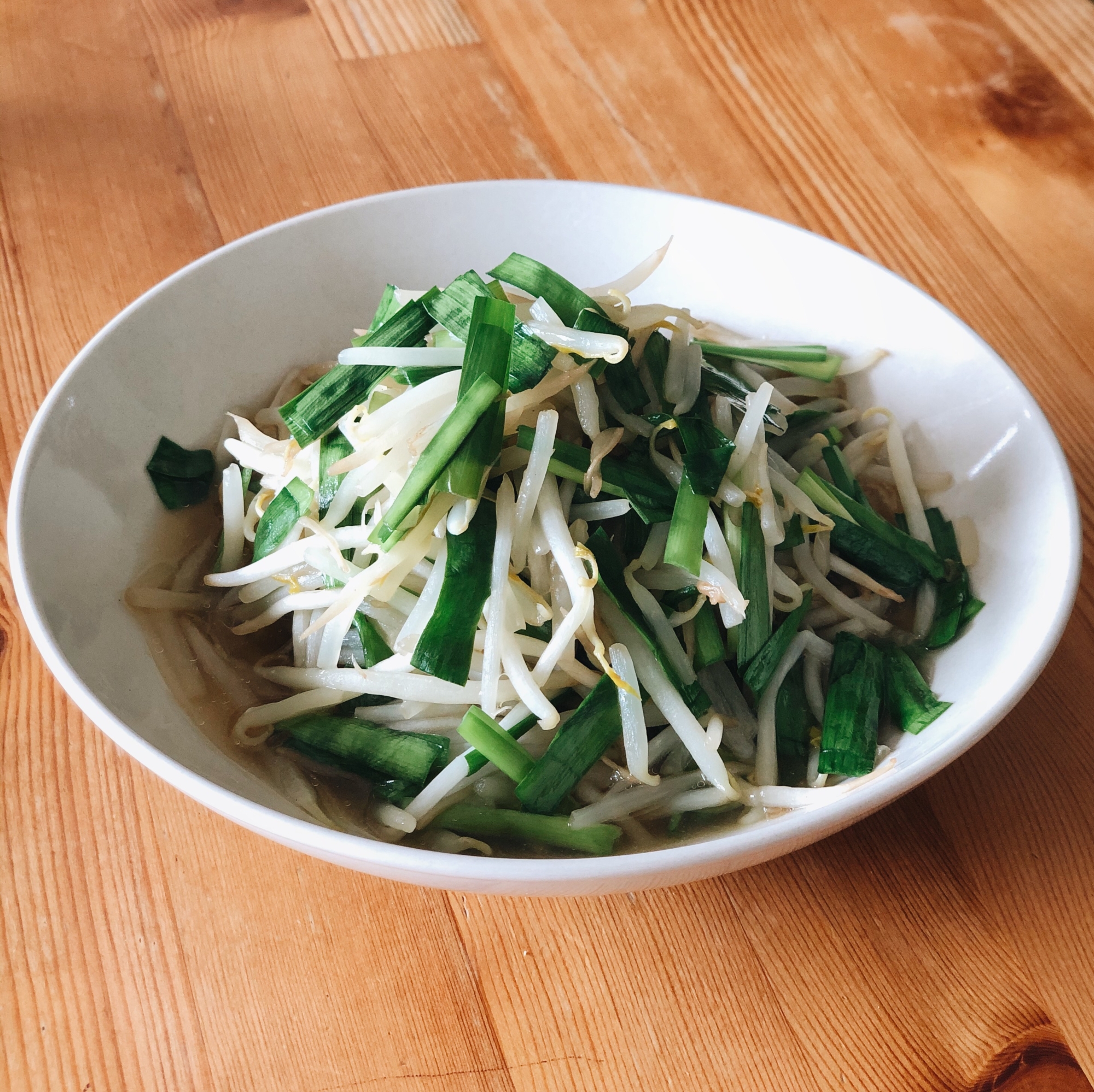 簡単!もやしとニラの炒め物
