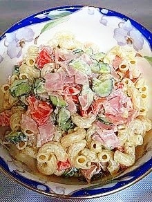 マカロニサラダ（感謝）/8 楽天市場】[冷蔵]ヤマザキ おかずもう一品 ツナ＆コーンマカロニサラダ