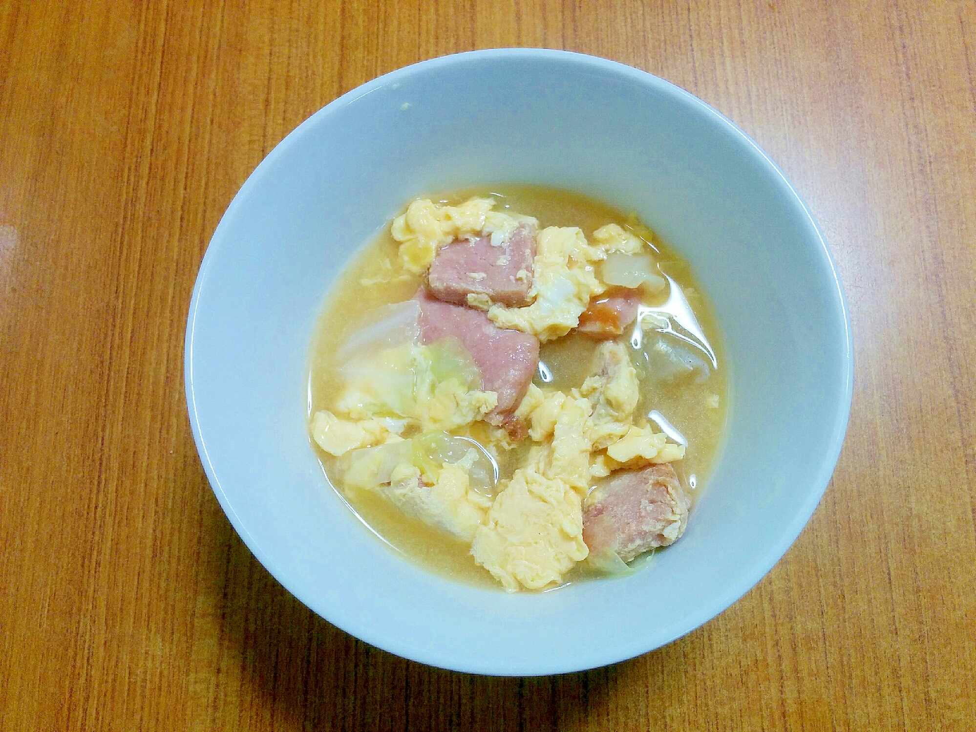 スパムとキャベツの卵味噌汁 レシピ 作り方 By Basyama 楽天レシピ