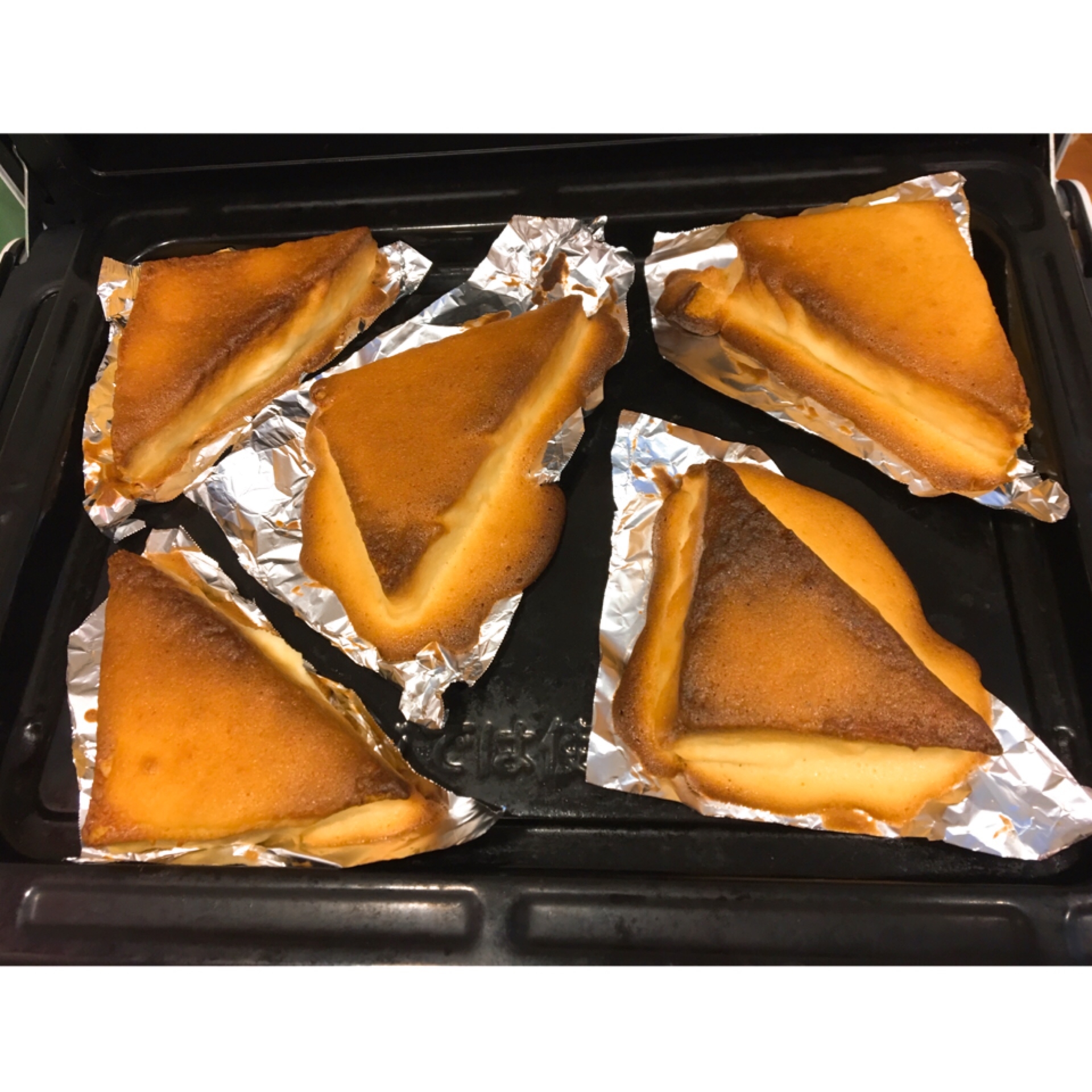 本気で美味しい!トライアングル!クッキー生地のパン