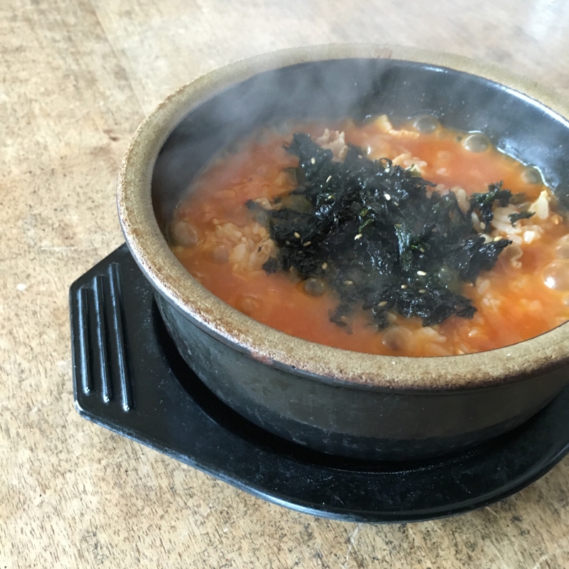 麺つゆとコチュジャンで即席チゲ雑炊 レシピ 作り方 By Mayu 12 楽天レシピ