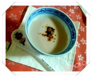 和？洋？ほうじ茶がプリンに～♪