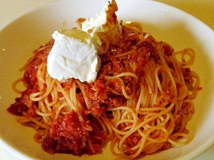 ツナとマスカルポーネのトマトスパゲッティ