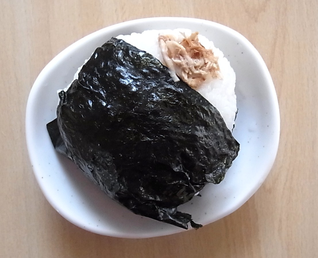 鶏ささみのおかかわさびマヨおにぎり レシピ 作り方 By Peru7 楽天レシピ