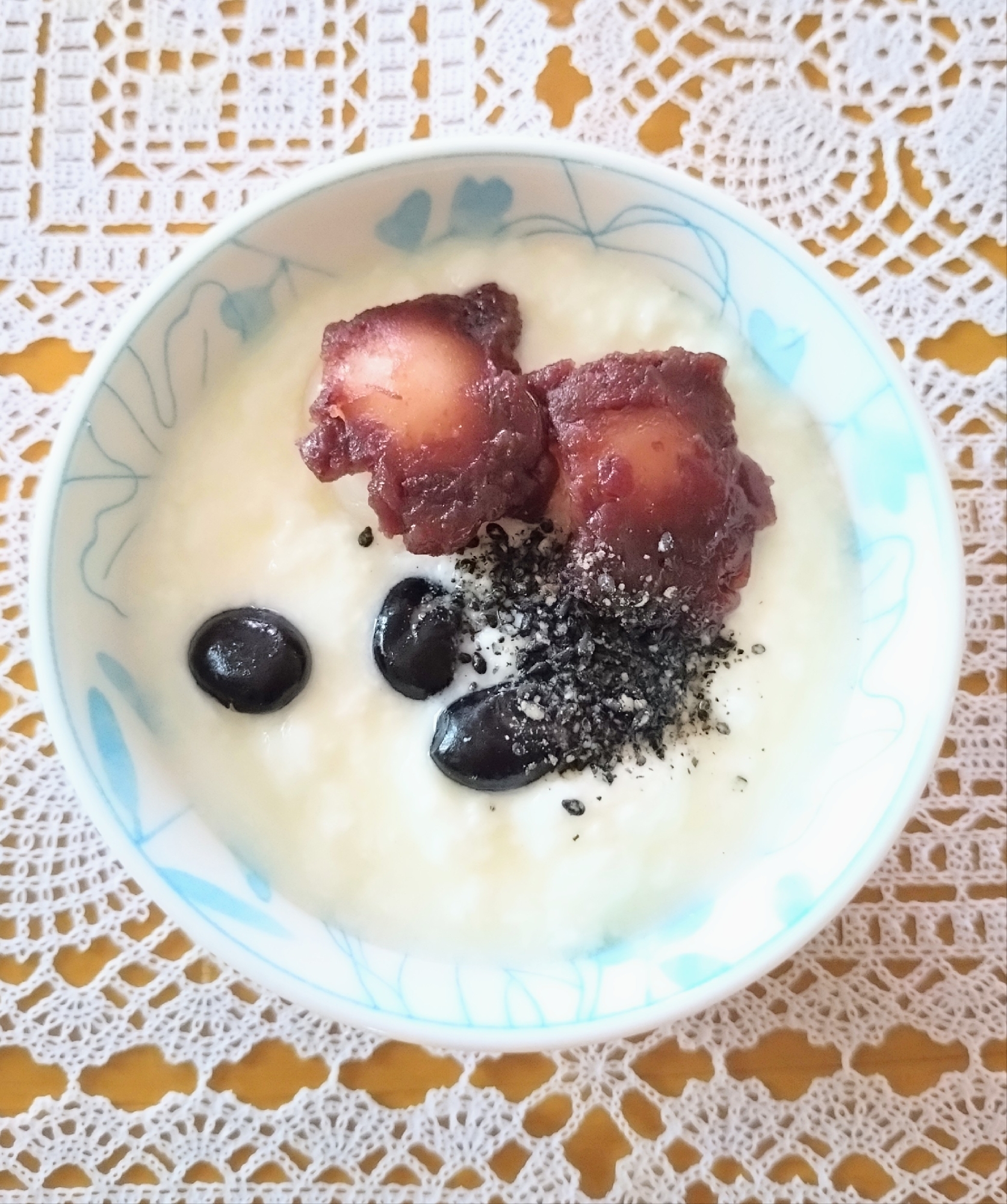 お団子と黒豆のヨーグルト◇