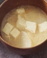 大根と豆腐のお味噌汁