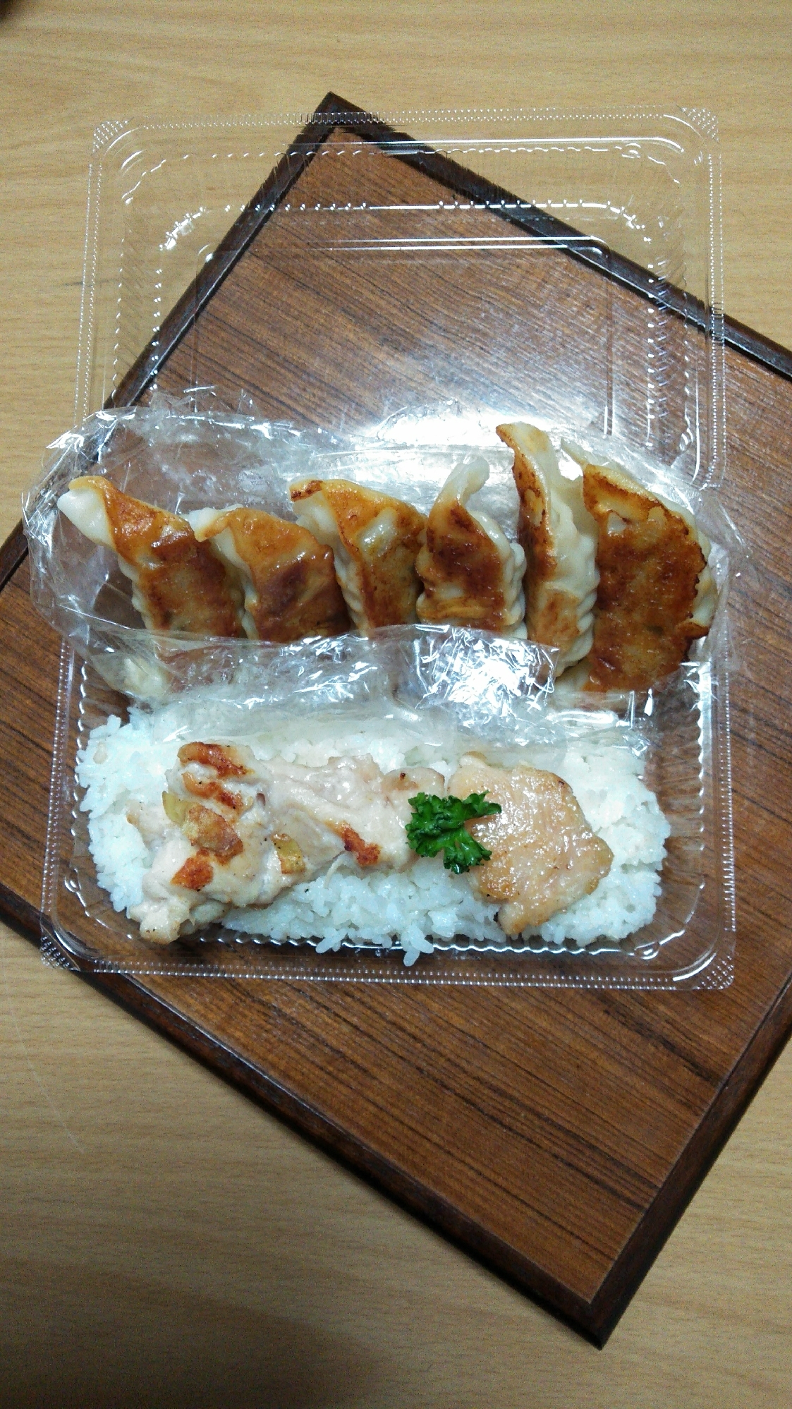 餃子弁当