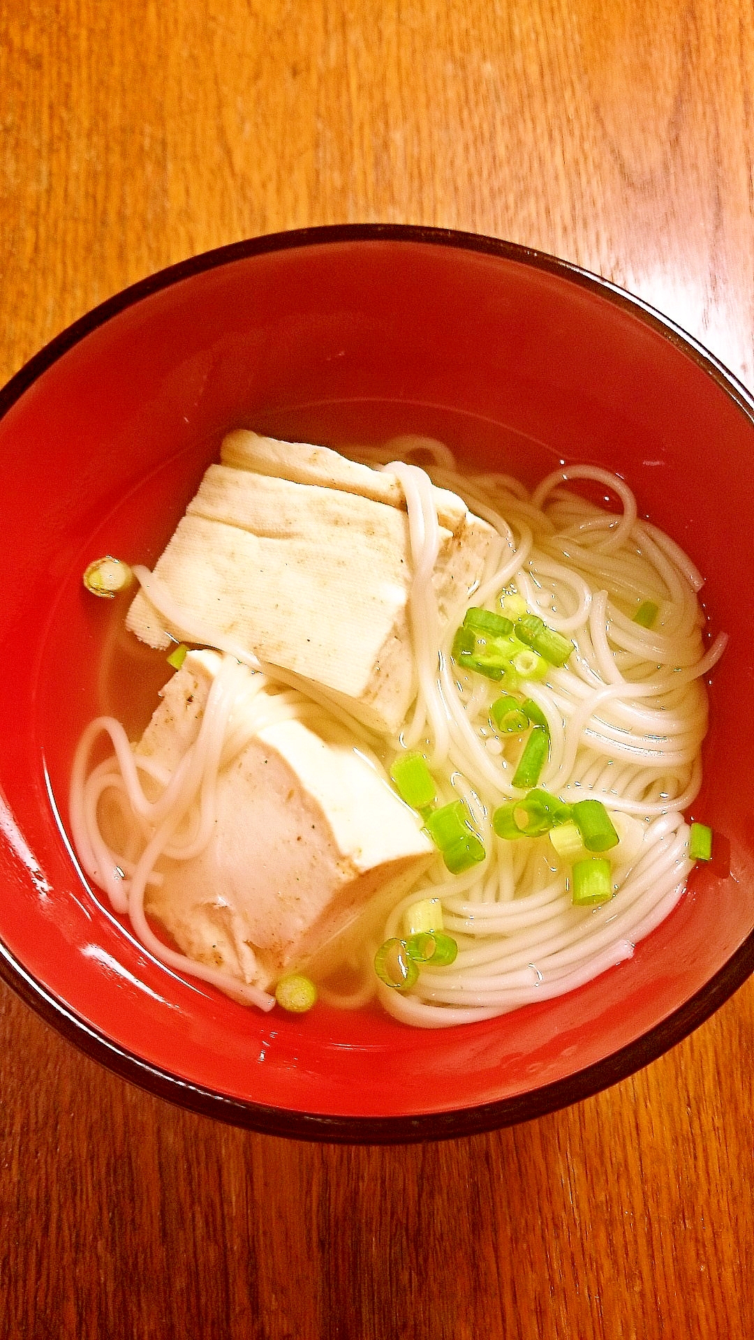 余った素麺を活用！　豆腐のにゅうめん