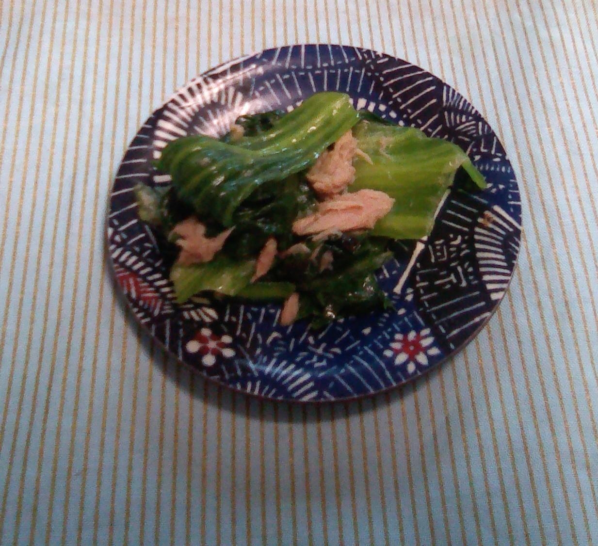 レタスツナの炒め物