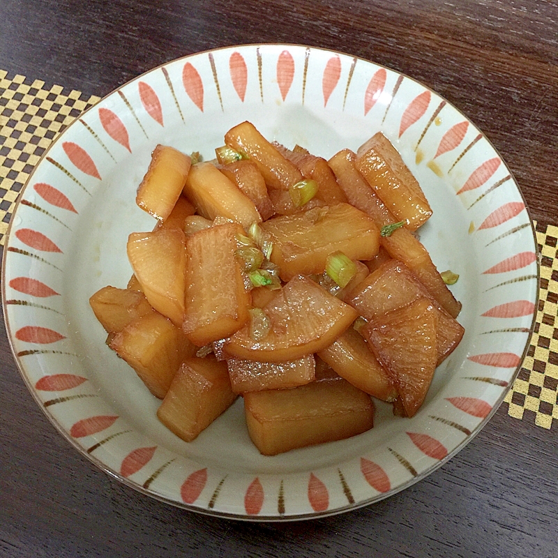 大根と大根の葉で♪簡単だいこん煮物炒め