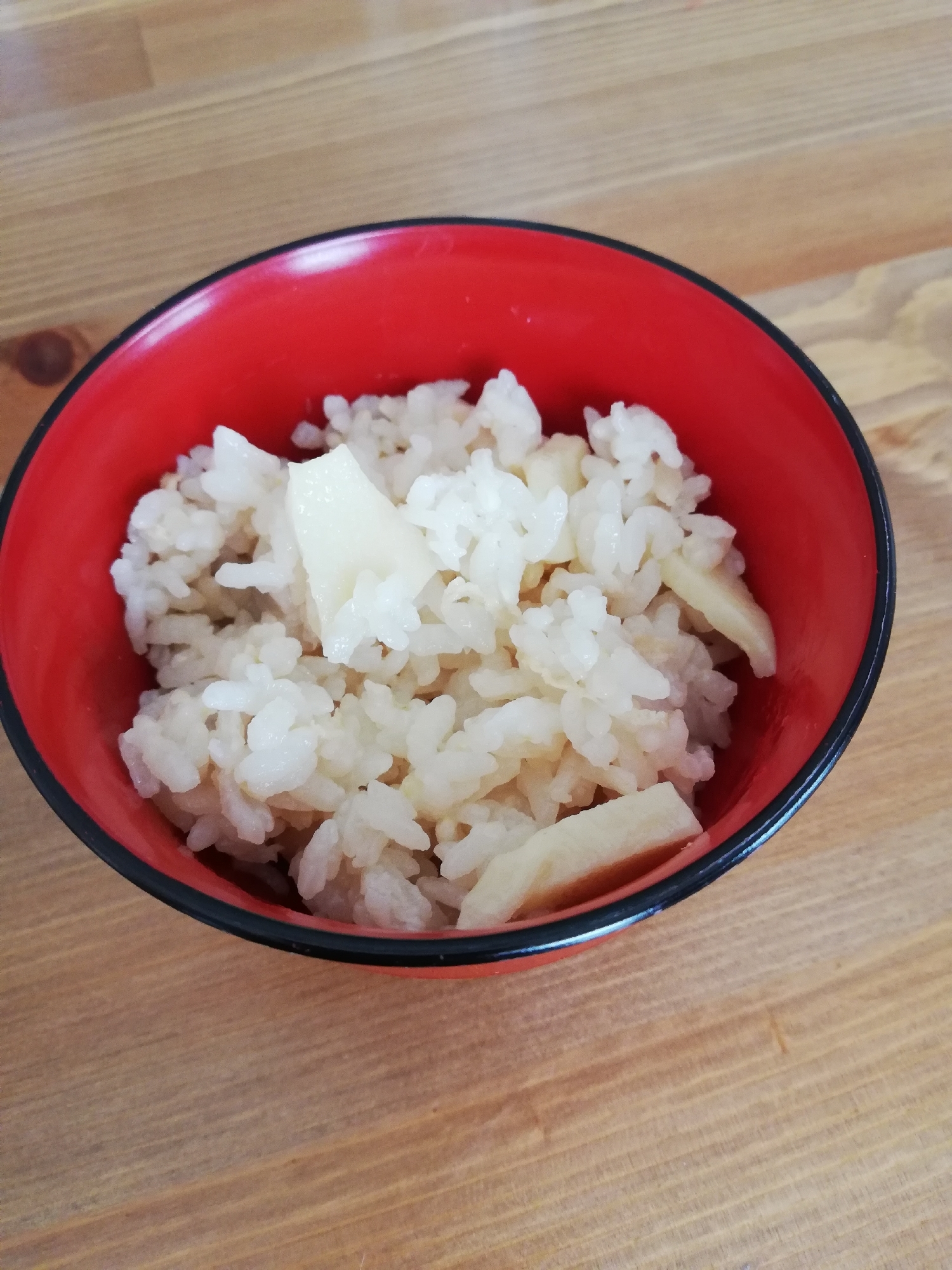 土鍋で筍ご飯