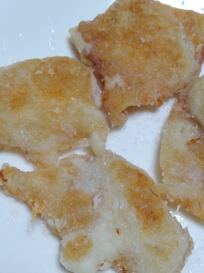 トースターで焼くだけ！鶏皮せんべい