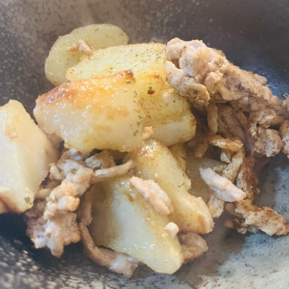 簡単！じゃがいも☆ひき肉カレー炒め