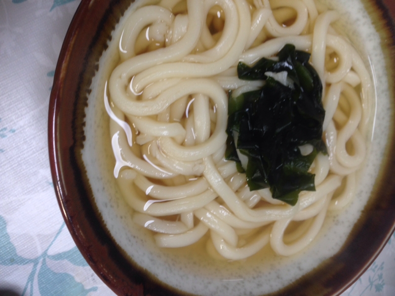 シンプル♪シンプル♪わかめうどん★