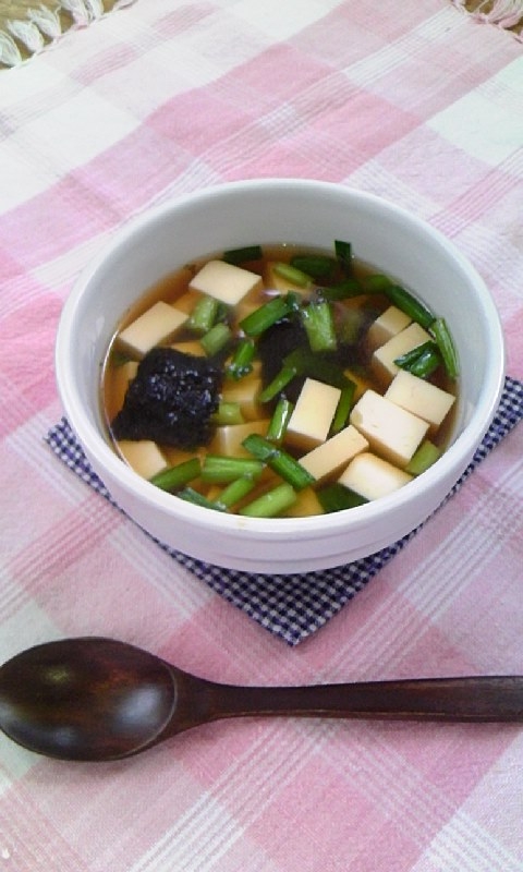豆腐と韓国のりの旨味スープ