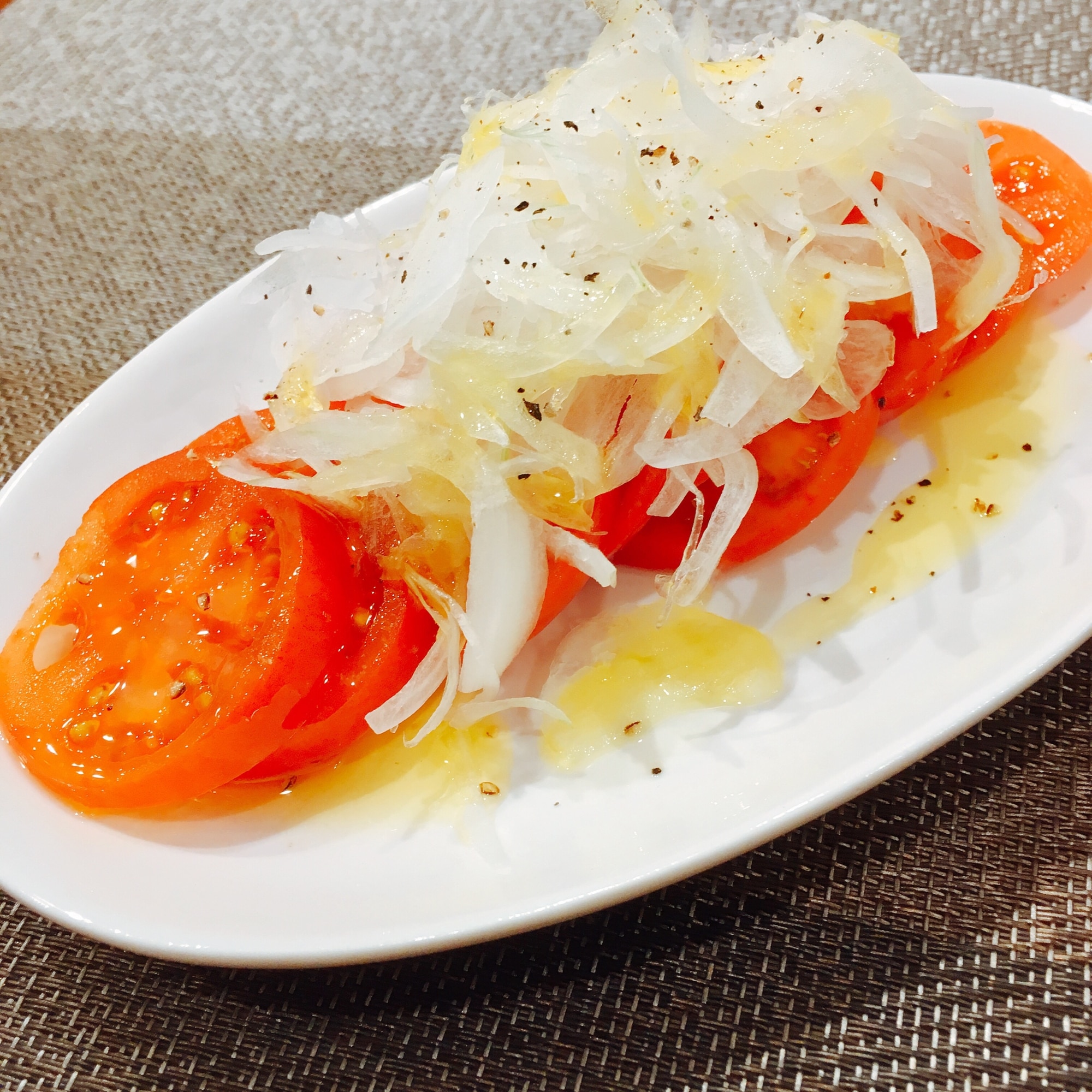 フルーツトマトと新たまねぎのサラダ♪ レシピ・作り方 by ころとん