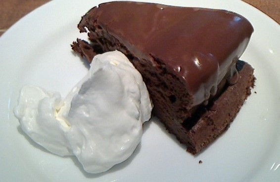 ガナッシュでおめかししたチョコレートケーキ レシピ 作り方 By タンタン0522 楽天レシピ