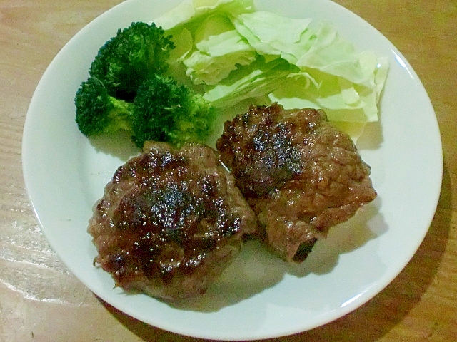 残りごはんで手軽に肉巻きおにぎり