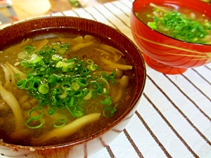 しめじと大根おろしの味噌汁