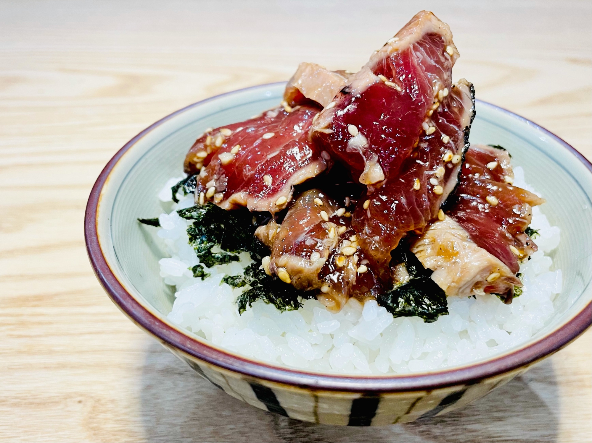 カツオのたたき丼